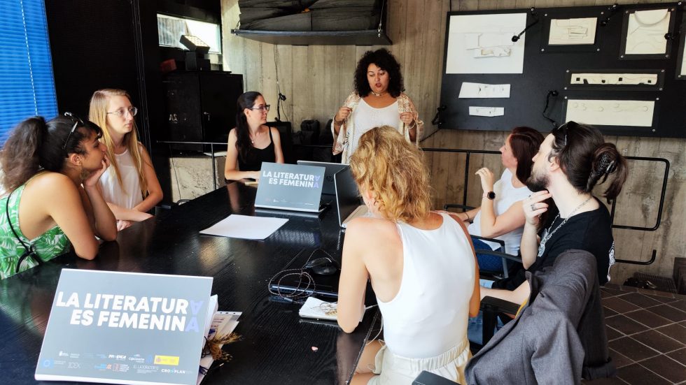 ‘La Literatura es Femenina’ presenta su investigación sobre la igualdad en el mundo de las letras